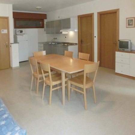 Elena Apartment Lignano Sabbiadoro Luaran gambar