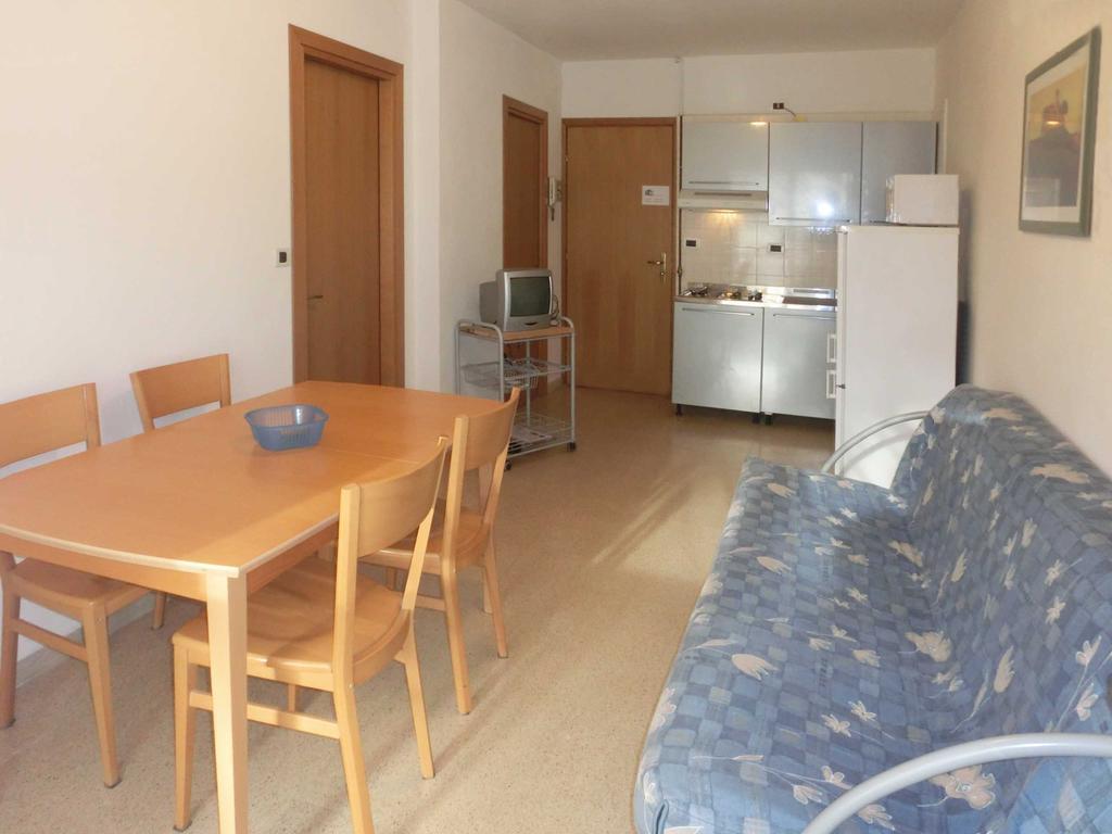 Elena Apartment Lignano Sabbiadoro Luaran gambar