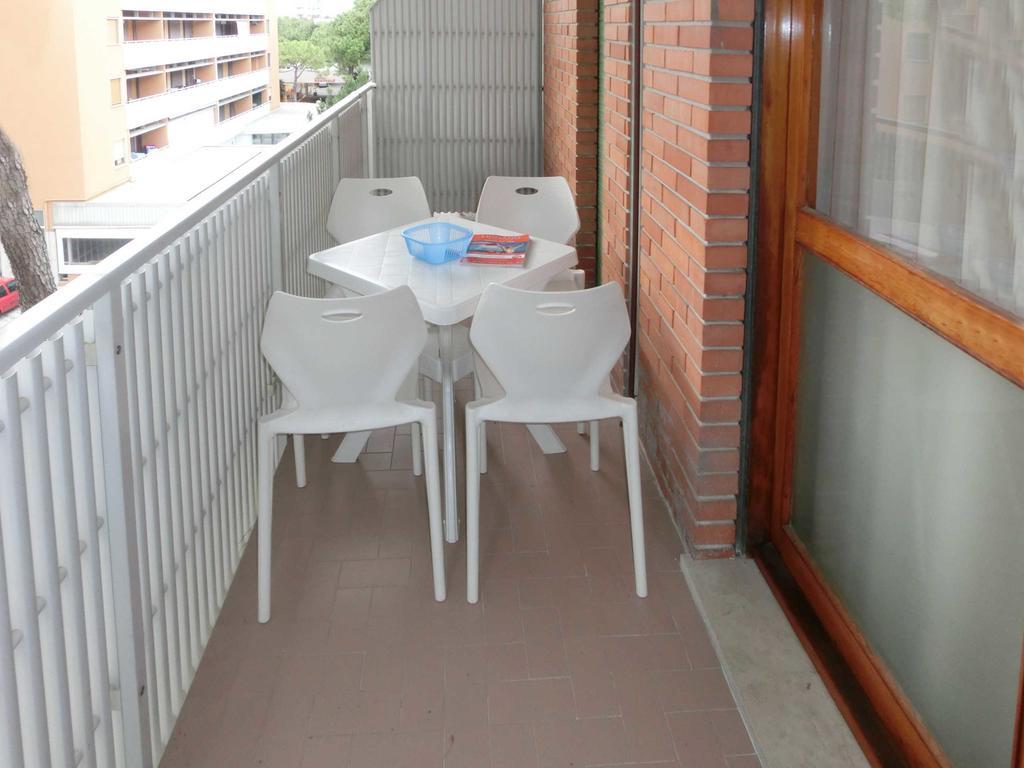 Elena Apartment Lignano Sabbiadoro Luaran gambar